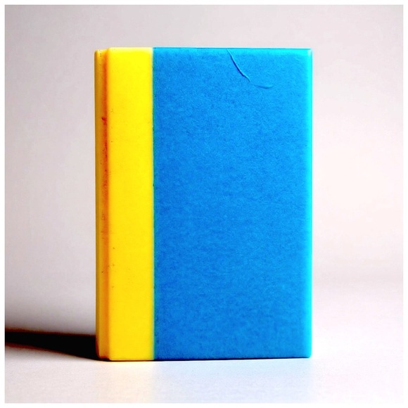 “A Supposedly Fun Thing I'll Never Do Again” by David Foster Wallace. Hardcover - Picture 3 of 6